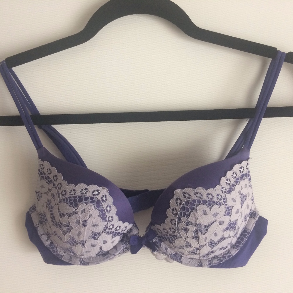 Victoria's Secret "Very Sexy Pushup" Bra 32B
